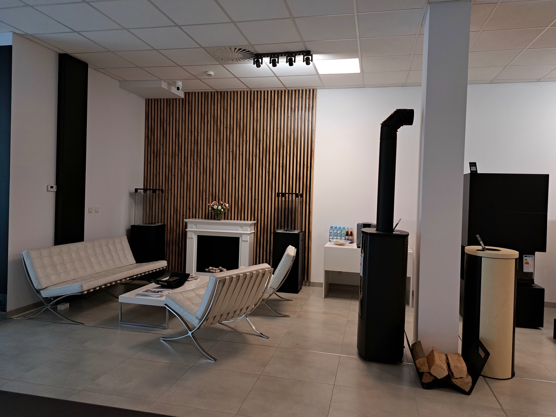 SALON FIRMOWY KRATKI KOMINKI KOSZALIN